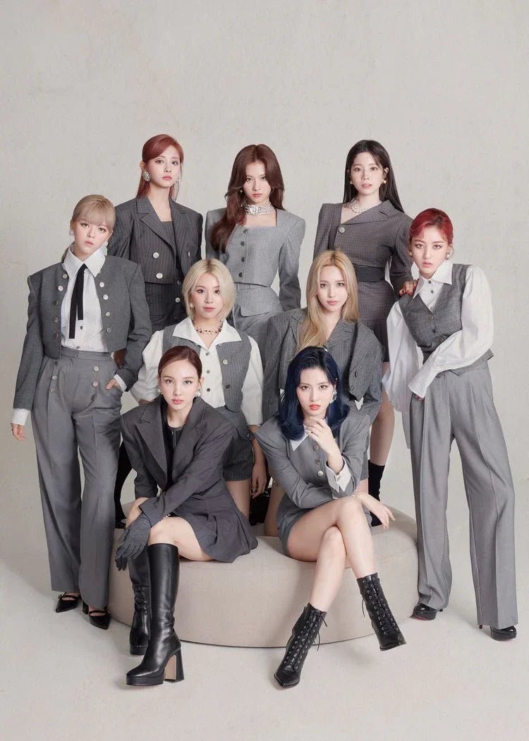 One in a Million: The Official TWICE Collection - Umakpop