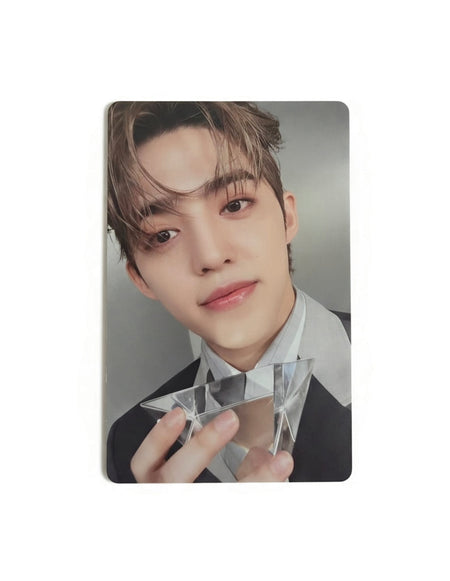 SEVENTEEN S.COUPS 17 IS RIGHT HERE HERE Ver. photocard front