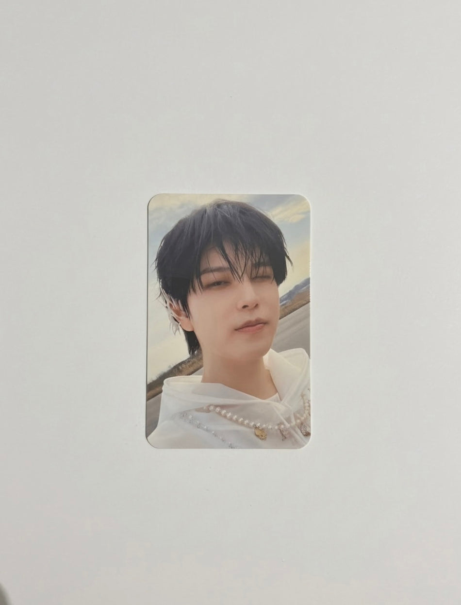 Stray Kids I.N ATE album photocard front